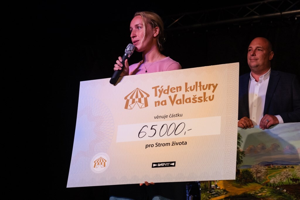 Týden kultury pomohl 212 tisíci korunami mobilnímu hospicu a postižené dívce
